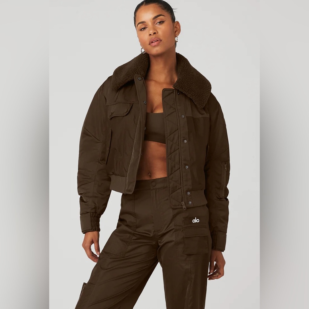 Alo Yoga Blaze Bomber | Size L